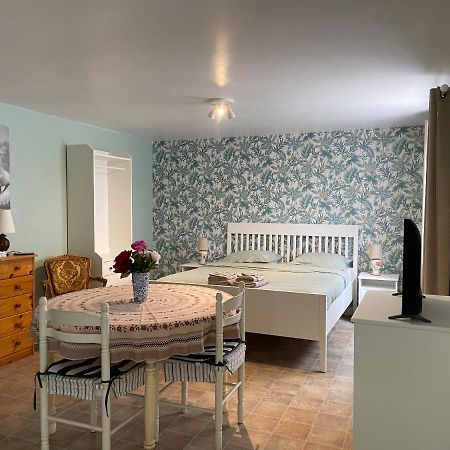 Bed and Breakfast Chambre Independante Lalinde Zewnętrze zdjęcie